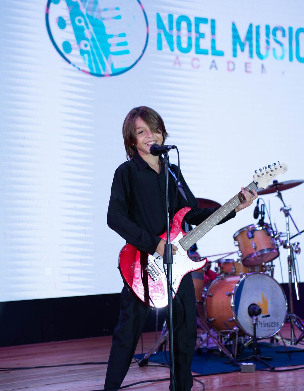 Clase de Guitarra en Noel Music Academy